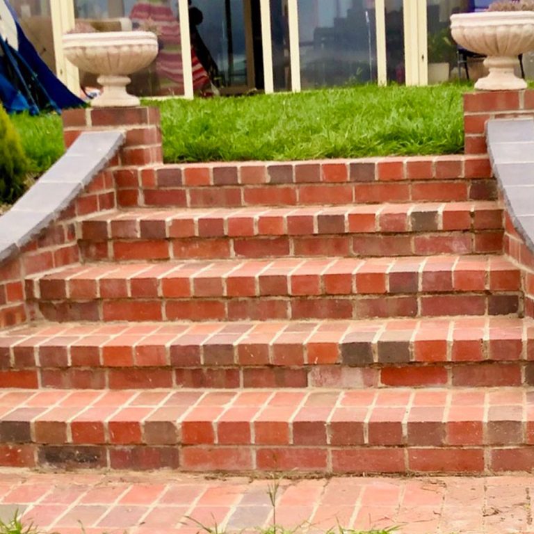 Custom outdoor brick stairs